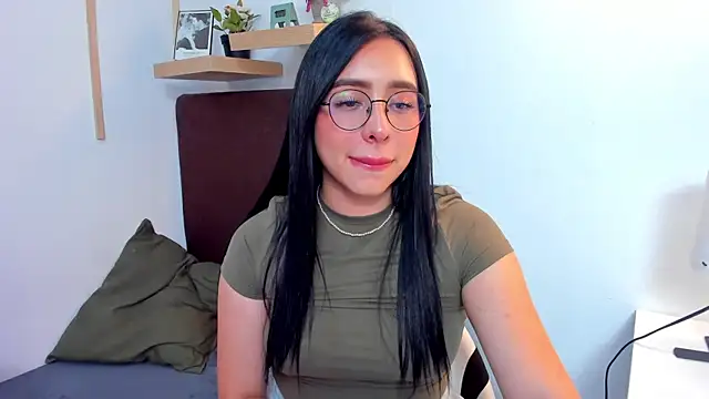 isabella jade online show from December 26, 2024, 10:31 pm