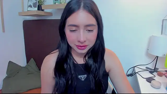 isabella jade online show from January 5, 2025, 1:56 am