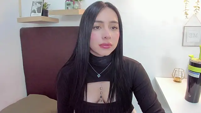 isabella jade online show from February 12, 2025, 7:56 pm