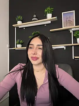 Snapshot of isabella_jade chatting on February 11, 2026, 10:15 pm isabella jade online show from February 11, 2026, 10:15 pm