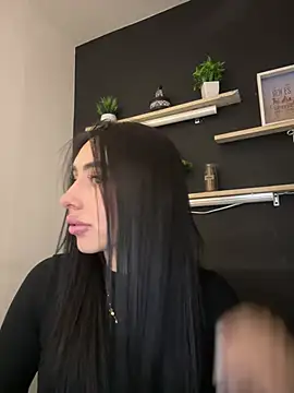 Snapshot of isabella_jade chatting on February 19, 2026, 10:28 pm isabella jade online show from February 19, 2026, 10:28 pm