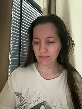 Nicole-Ray online show from March 5, 2026, 9:49 am