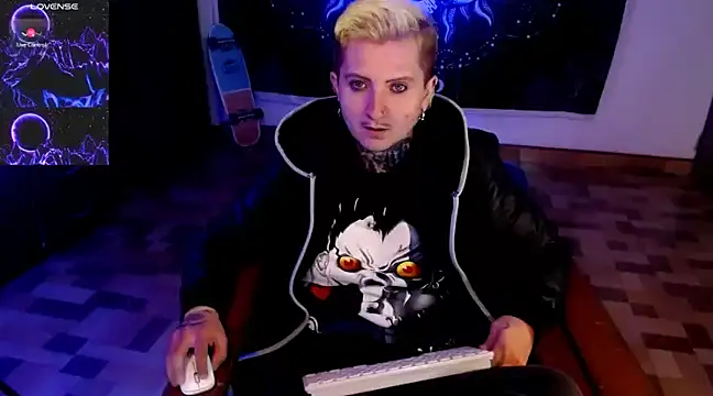 Marieblueeyes online show from January 7, 2025, 1:38 am