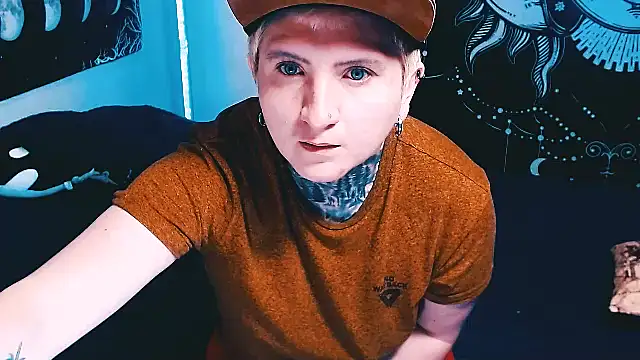 Snapshot of Marieblueeyes chatting on February 10, 2026, 12:48 am Marieblueeyes online show from February 10, 2026, 12:48 am