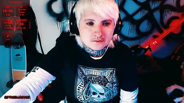 Marieblueeyes online show from July 25, 2026, 10:51 pm