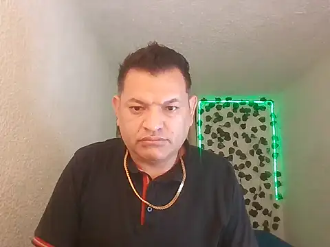 SexDiffrent online show from June 18, 2026, 6:23 pm