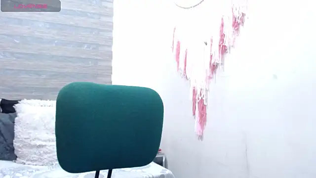 Tefanny Arias online show from October 16, 2025, 12:33 am