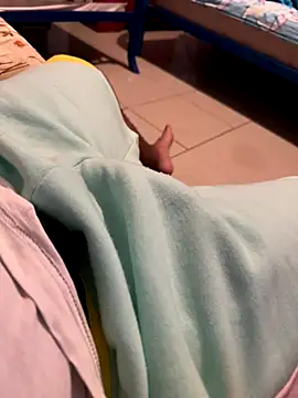 Ray Ares online show from October 1, 2025, 1:44 am