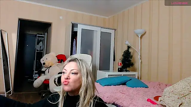 PamHardFuck online show from January 12, 2025, 1:00 am