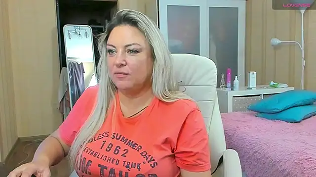 Snapshot of PamHardFuck chatting on September 27, 2025, 7:08 pm PamHardFuck online show from September 27, 2025, 7:08 pm