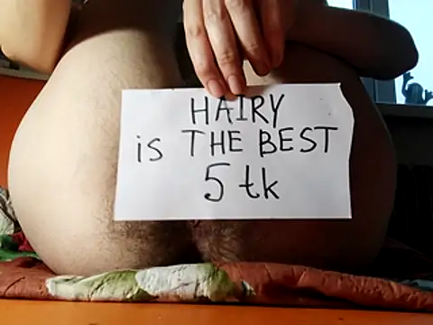 Snapshot of Thickforest69 chatting on November 3, 2025, 9:21 am Thickforest69 online show from November 3, 2025, 9:21 am