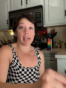 YogaHottie76 online show from January 17, 2025, 1:46 pm