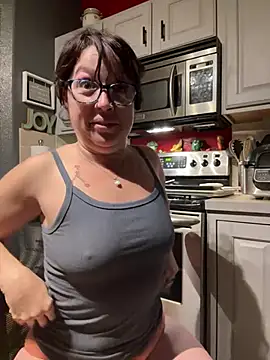 YogaHottie76 online show from January 28, 2025, 1:59 pm