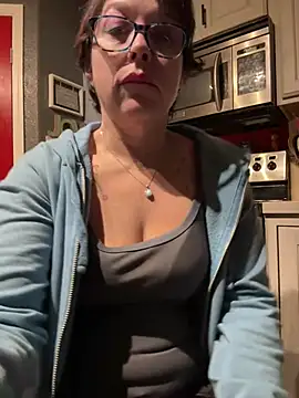 YogaHottie76 online show from January 29, 2025, 1:49 pm