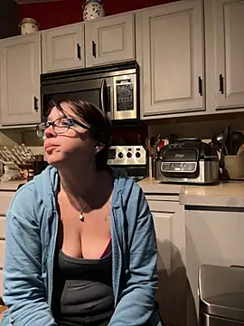 YogaHottie76 online show from January 30, 2025, 2:47 pm