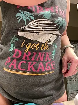 YogaHottie76 online show from February 5, 2025, 1:44 pm