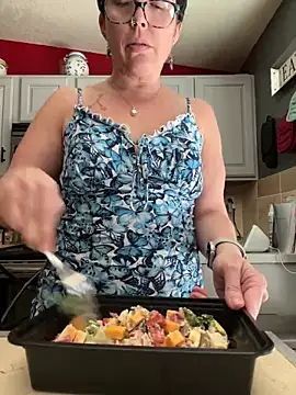 YogaHottie76 online show from February 28, 2025, 7:03 pm