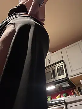 YogaHottie76 online show from March 1, 2025, 1:11 am