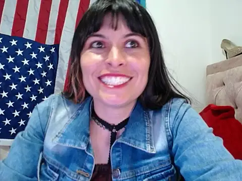 Alexandrasaenz online show from June 15, 2026, 9:50 pm