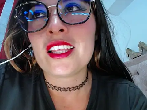 Alexandrasaenz online show from August 1, 2026, 9:35 pm