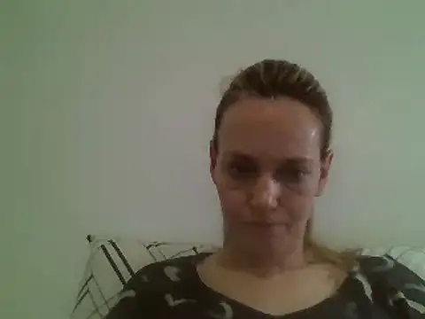 Annylove1 online show from January 4, 2025, 12:27 am