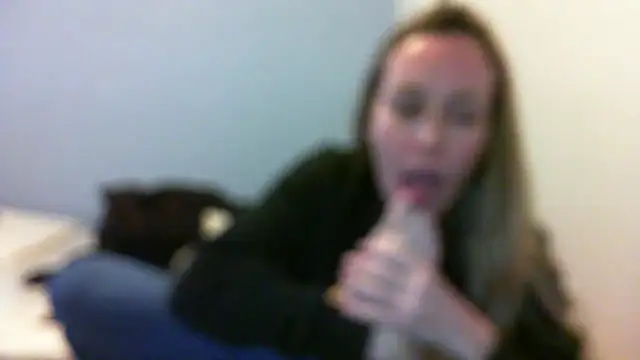 Snapshot of Annylove1 chatting on October 10, 2025, 11:04 pm Annylove1 online show from October 10, 2025, 11:04 pm