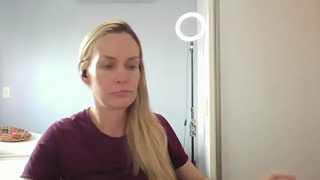 Annylove1 online show from February 6, 2026, 12:30 pm