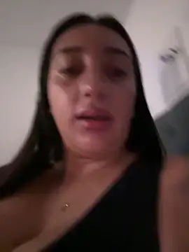 Snapshot of Hannahoff chatting on September 24, 2025, 7:17 pm Hannahoff online show from September 24, 2025, 7:17 pm