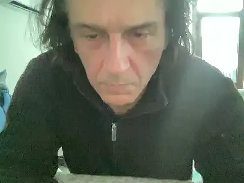 Snapshot of ALPHANDRE chatting on February 24, 2025, 3:20 pm ALPHANDRE online show from February 24, 2025, 3:20 pm