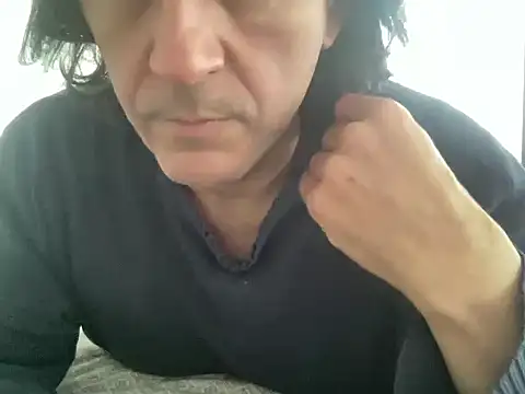 Snapshot of ALPHANDRE chatting on February 26, 2025, 2:14 pm ALPHANDRE online show from February 26, 2025, 2:14 pm
