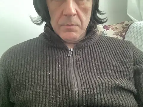 Snapshot of ALPHANDRE chatting on February 27, 2025, 8:39 am ALPHANDRE online show from February 27, 2025, 8:39 am