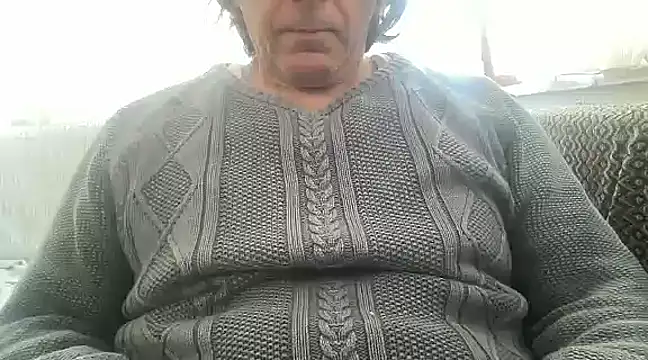 Snapshot of ALPHANDRE chatting on March 1, 2025, 8:34 am ALPHANDRE online show from March 1, 2025, 8:34 am