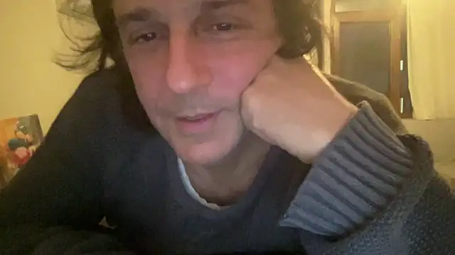 Snapshot of ALPHANDRE chatting on March 3, 2025, 4:24 pm ALPHANDRE online show from March 3, 2025, 4:24 pm
