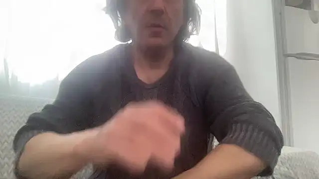Snapshot of ALPHANDRE chatting on March 7, 2025, 6:57 am ALPHANDRE online show from March 7, 2025, 6:57 am