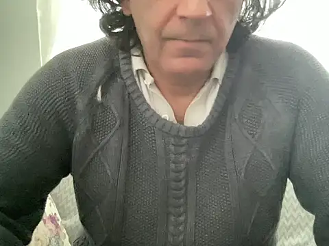 Snapshot of ALPHANDRE chatting on March 11, 2025, 9:02 am ALPHANDRE online show from March 11, 2025, 9:02 am
