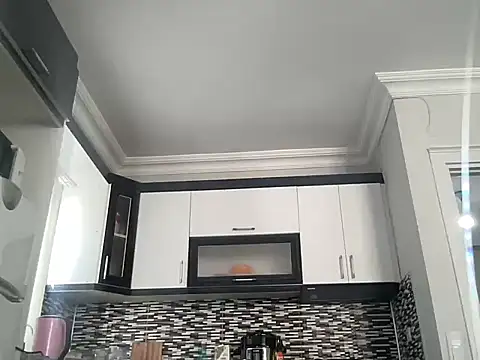 Snapshot of ALPHANDRE chatting on March 12, 2025, 7:24 am ALPHANDRE online show from March 12, 2025, 7:24 am