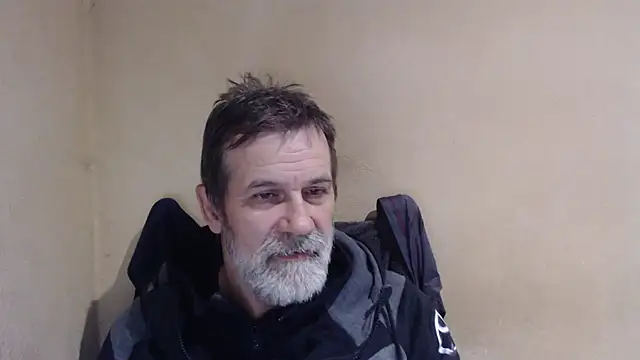 Snapshot of AlexNudo chatting on October 7, 2025, 7:27 am AlexNudo online show from October 7, 2025, 7:27 am