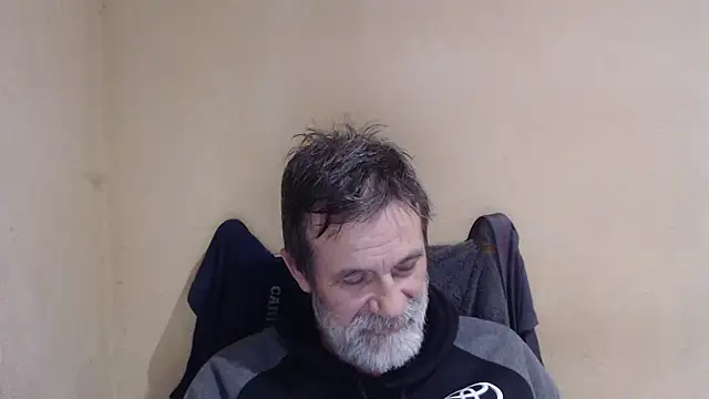 Snapshot of AlexNudo chatting on October 9, 2025, 10:57 am AlexNudo online show from October 9, 2025, 10:57 am