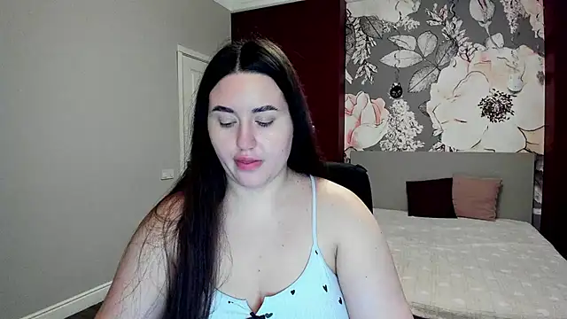 Roxie Bradley online show from February 13, 2026, 6:31 am