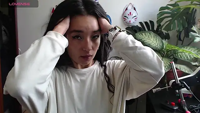 Snapshot of cat_salo chatting on January 10, 2025, 3:37 pm cat salo online show from January 10, 2025, 3:37 pm