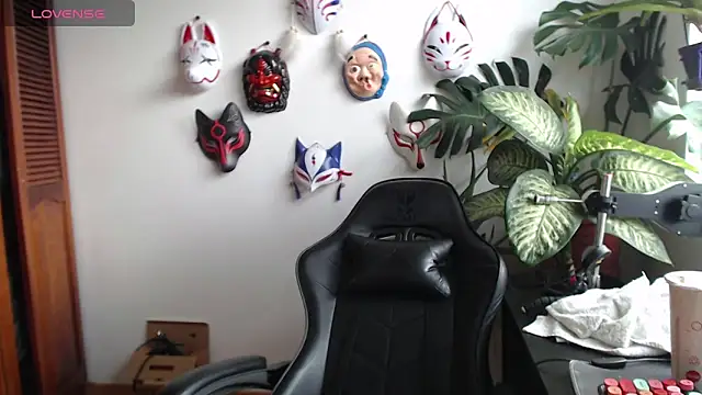 Snapshot of cat_salo chatting on February 4, 2025, 9:41 pm cat salo online show from February 4, 2025, 9:41 pm