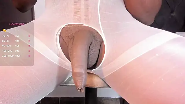 Riihanna online show from December 15, 2025, 4:39 am