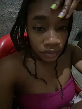Snapshot of _yisela_ chatting on October 2, 2025, 3:24 am  yisela  online show from October 2, 2025, 3:24 am