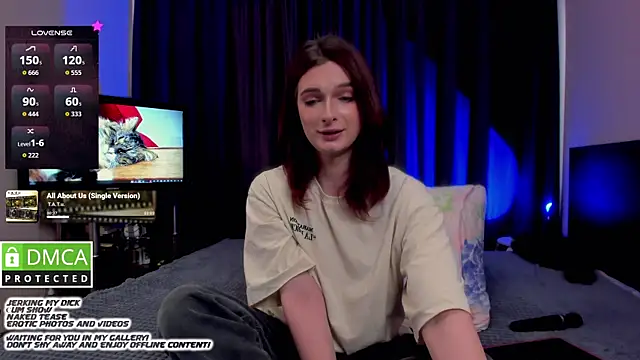 Snapshot of Lee_Loo chatting on October 3, 2025, 1:52 pm Lee Loo online show from October 3, 2025, 1:52 pm