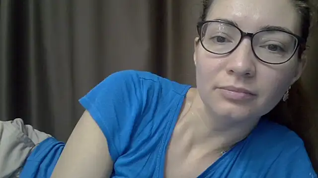 Ashleyspice online show from November 4, 2025, 6:01 am