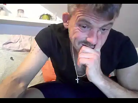 Cambitchboy online show from May 5, 2026, 11:57 pm