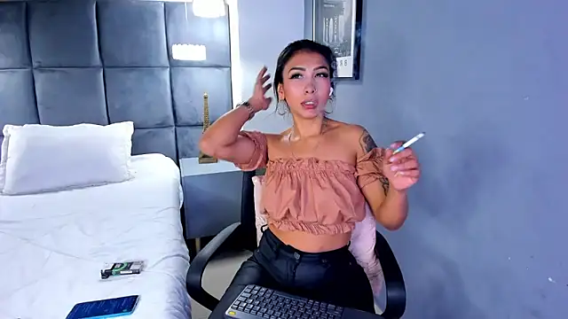 Tracy lambo online show from June 6, 2026, 12:49 am