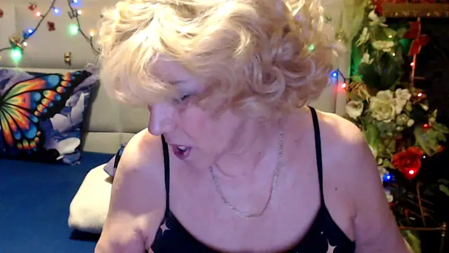 HappyWomanOn online show from May 2, 2026, 9:14 am
