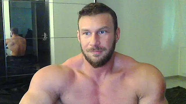 Snapshot of muscularkevin chatting on March 8, 2025, 2:30 pm muscularkevin online show from March 8, 2025, 2:30 pm