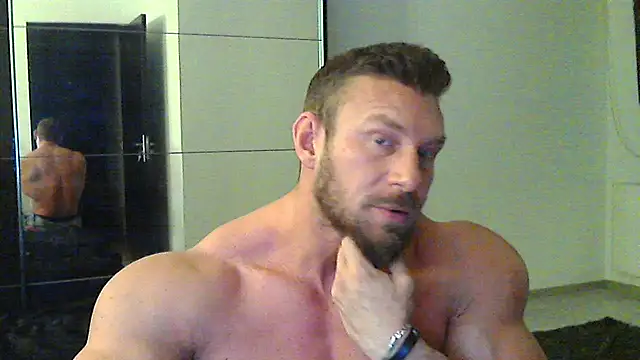 Snapshot of muscularkevin chatting on March 12, 2025, 4:51 am muscularkevin online show from March 12, 2025, 4:51 am